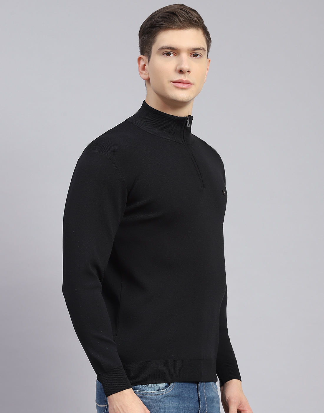 Men Black Solid H Neck Full Sleeve Sweater