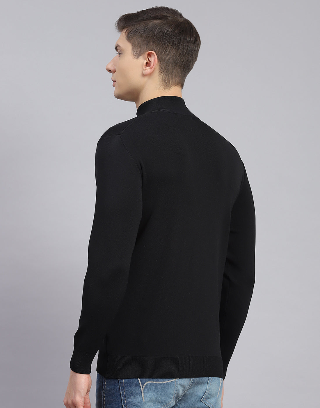 Men Black Solid H Neck Full Sleeve Sweater