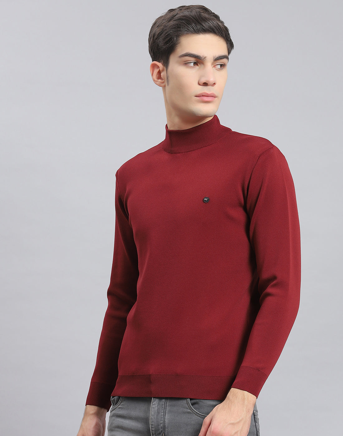 Men Maroon Solid T Neck Full Sleeve Sweater