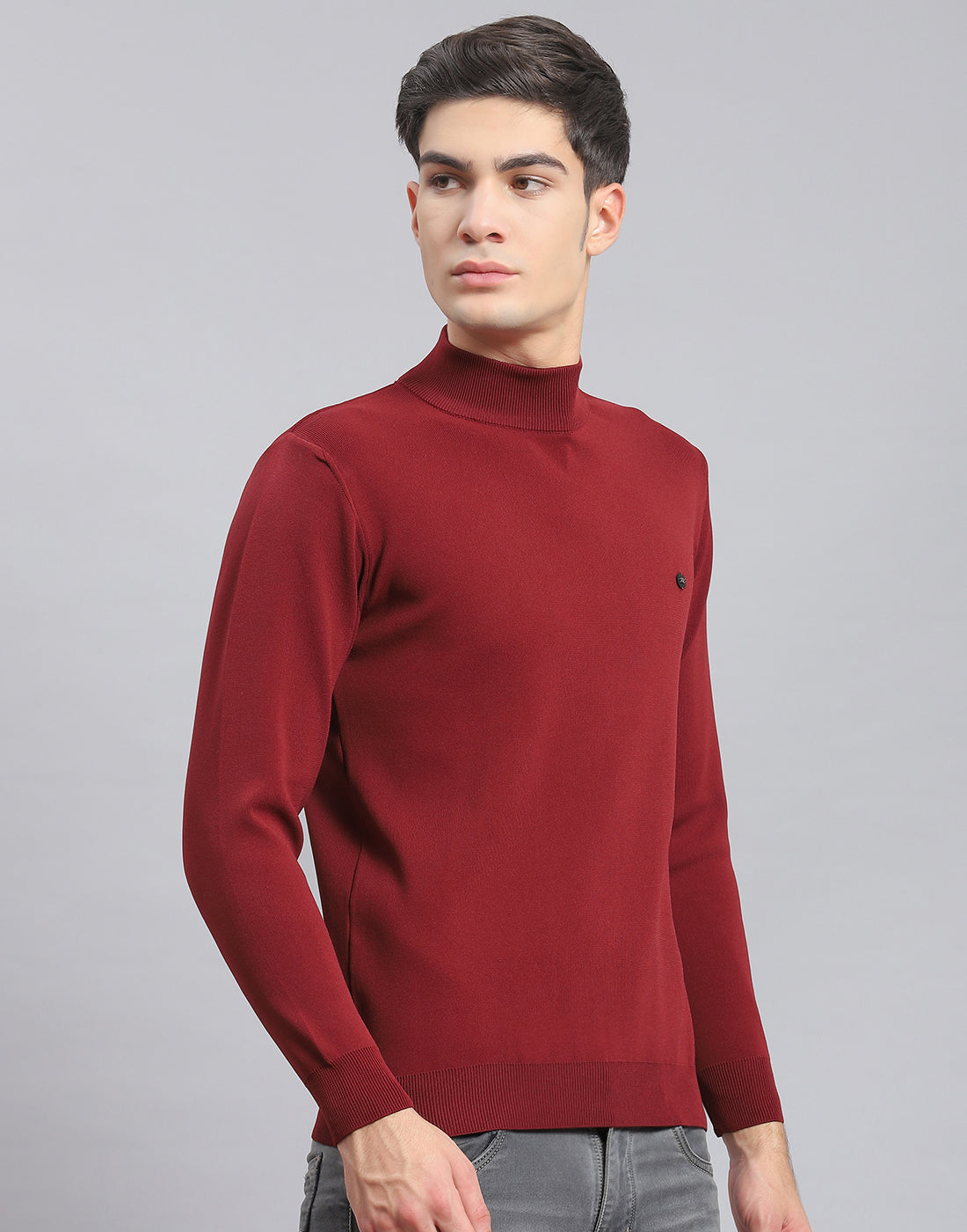 Men Maroon Solid T Neck Full Sleeve Sweater