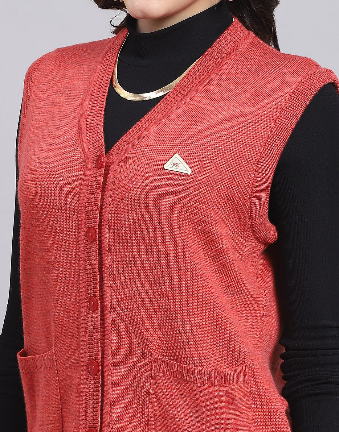 Women Red Solid V Neck Sleeveless Sweater