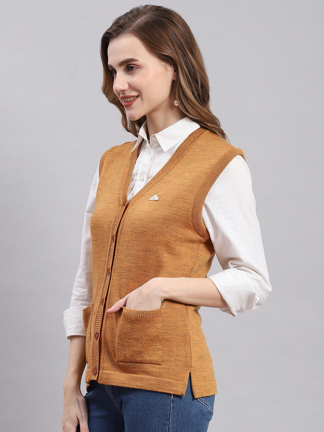 Women Brown Solid V Neck Sleeveless Cardigans