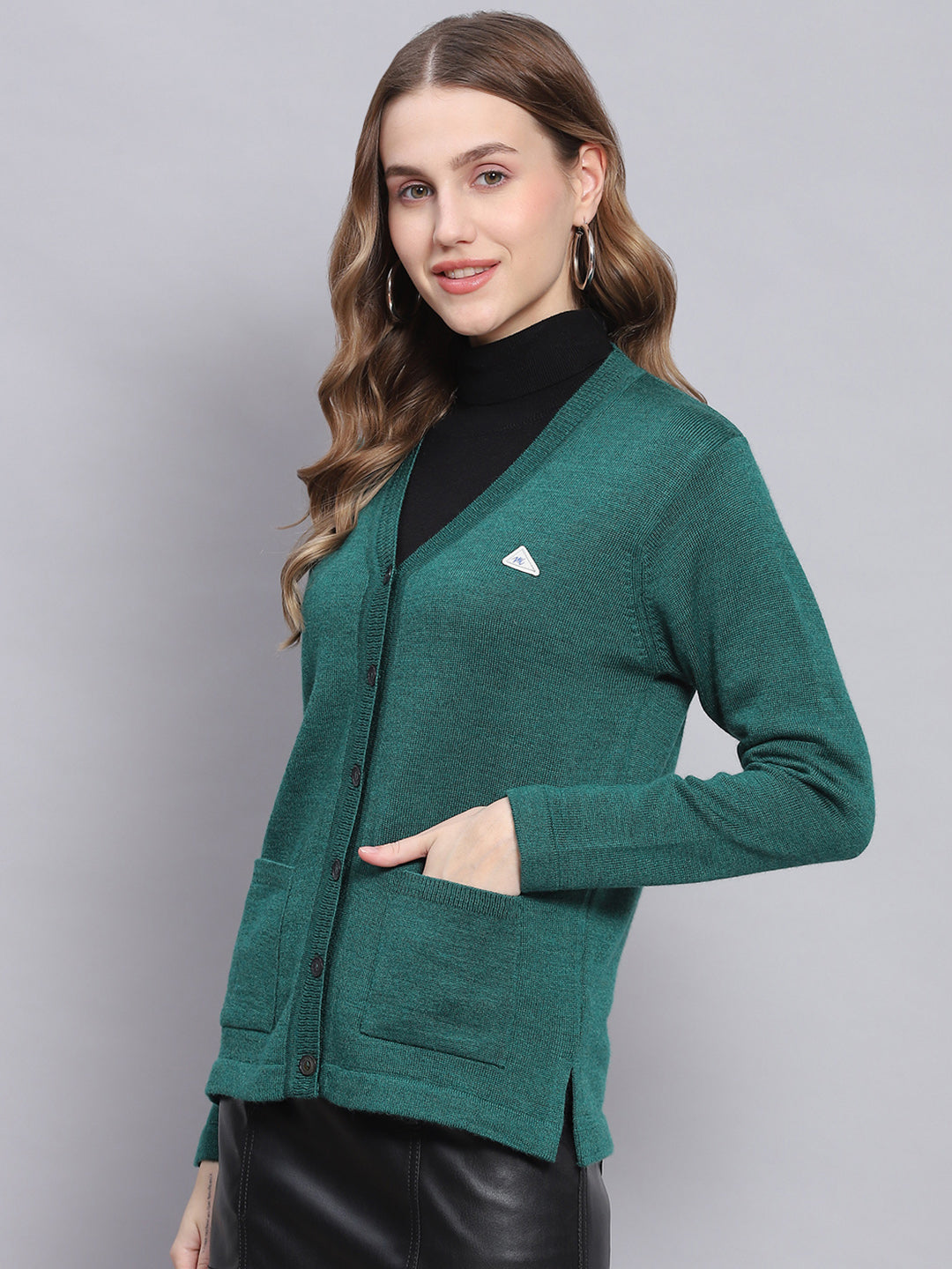 Women Teal Blue Solid V Neck Full Sleeve Cardigans