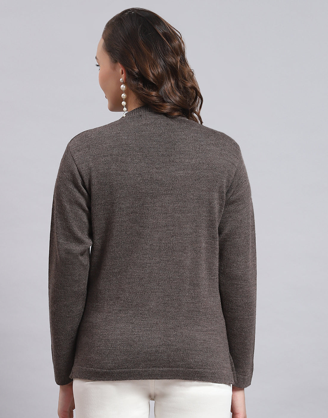 Women Grey Solid V Neck Full Sleeve Sweater