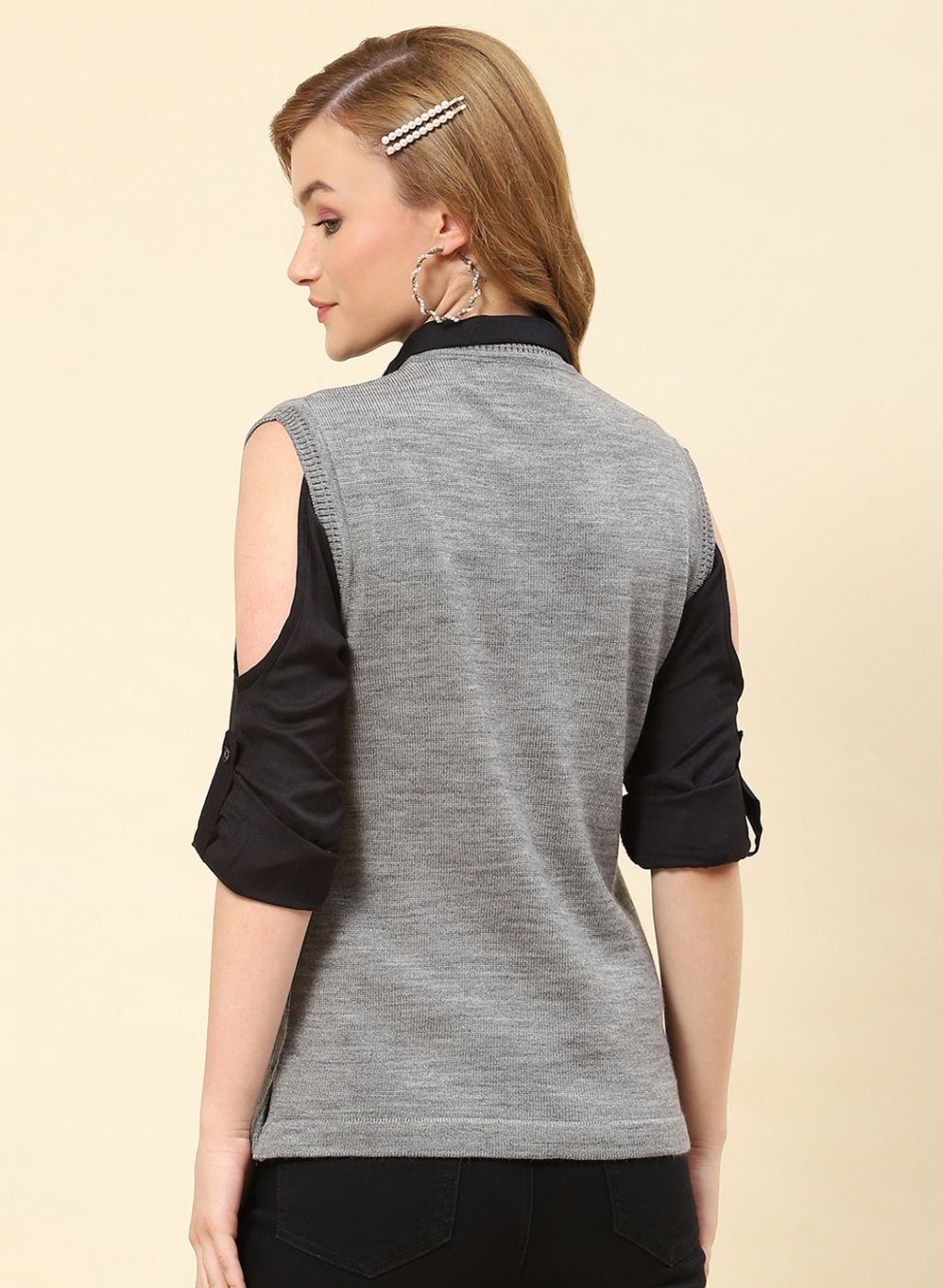 Women Grey Solid Blend wool Cardigan