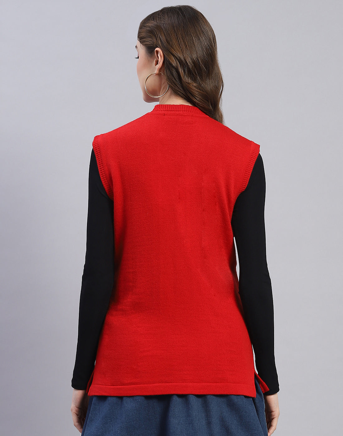 Women Red Solid V Neck Sleeveless Cardigan