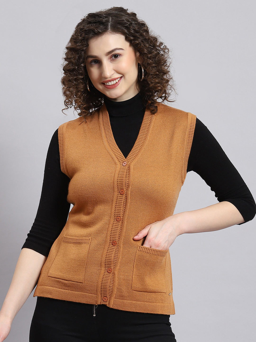 Women Brown Solid V Neck Sleeveless Cardigan