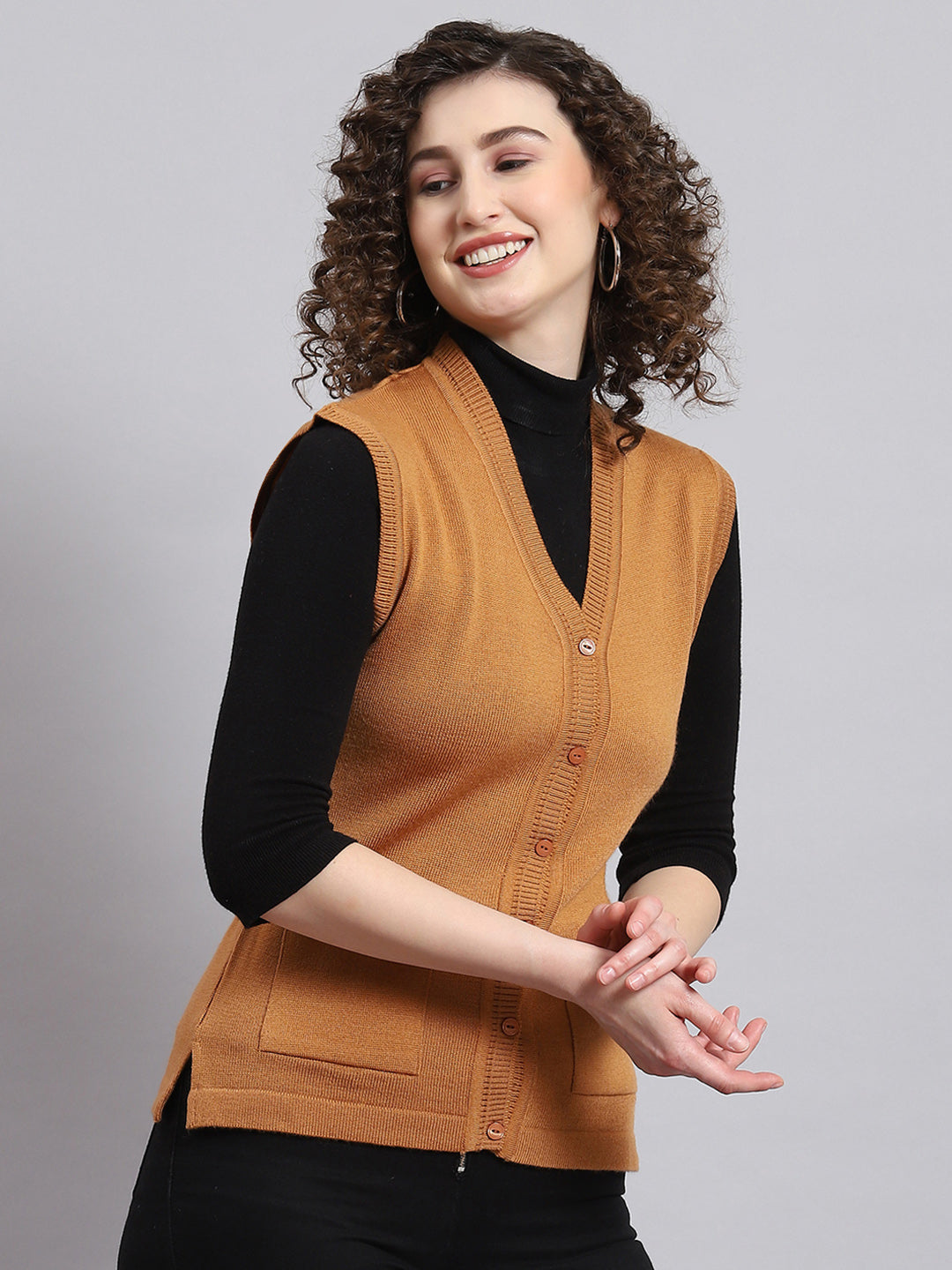 Women Brown Solid V Neck Sleeveless Cardigan