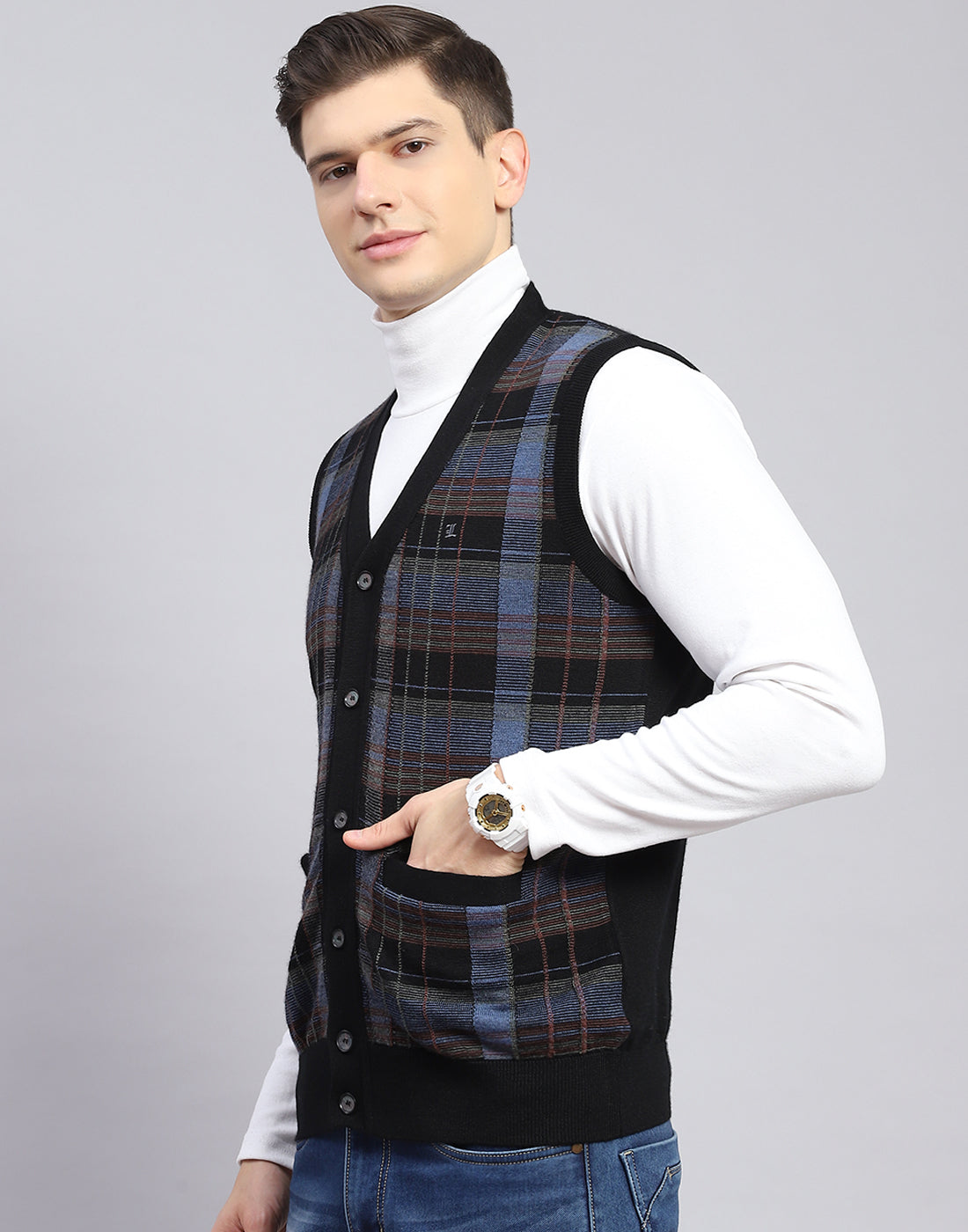 Men Black Check V Neck Sleeveless Sweater