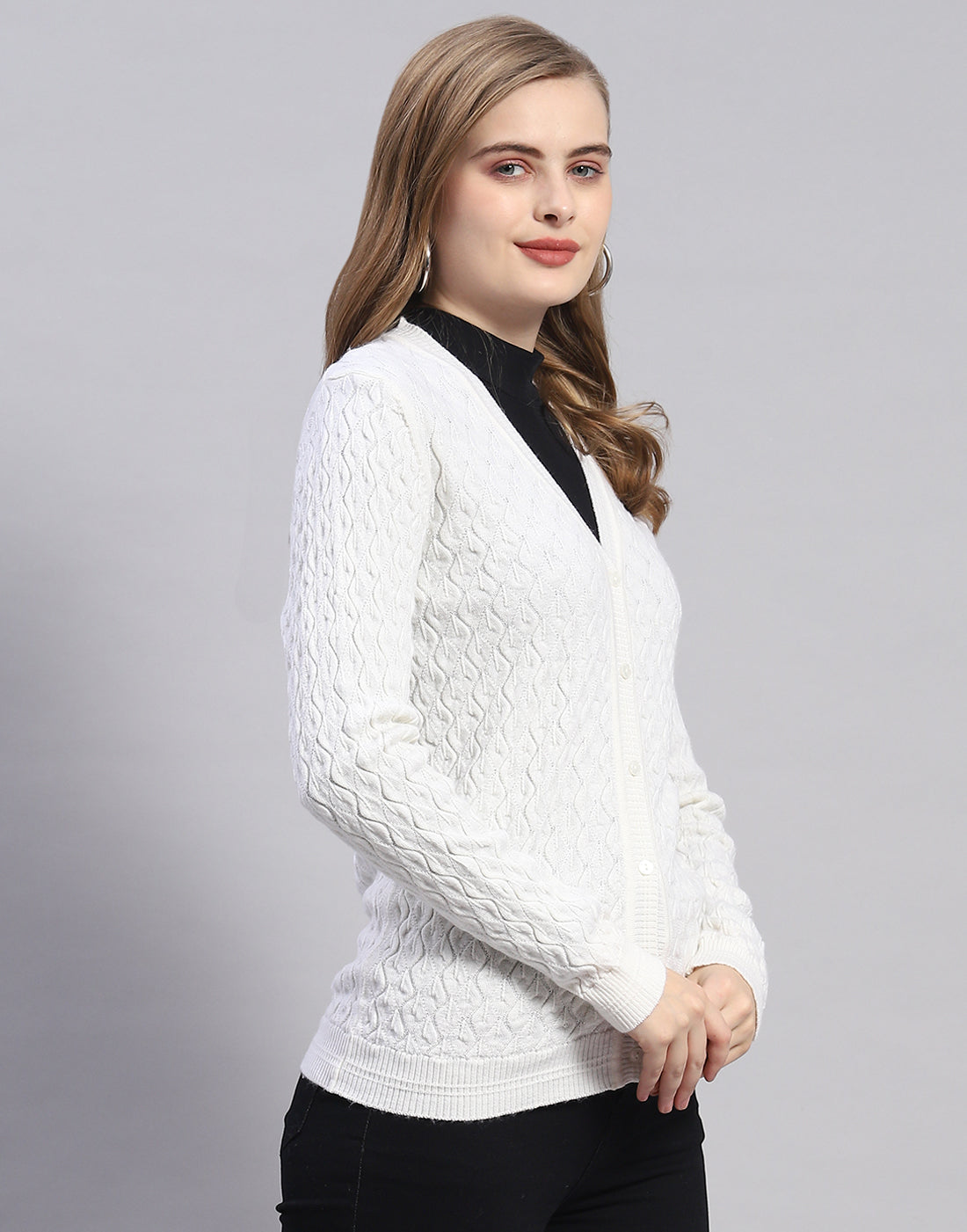 Women White Solid V Neck Full Sleeve Cardigan