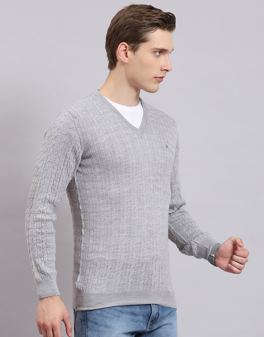 Men Grey Self Design V Neck Full Sleeve Sweater