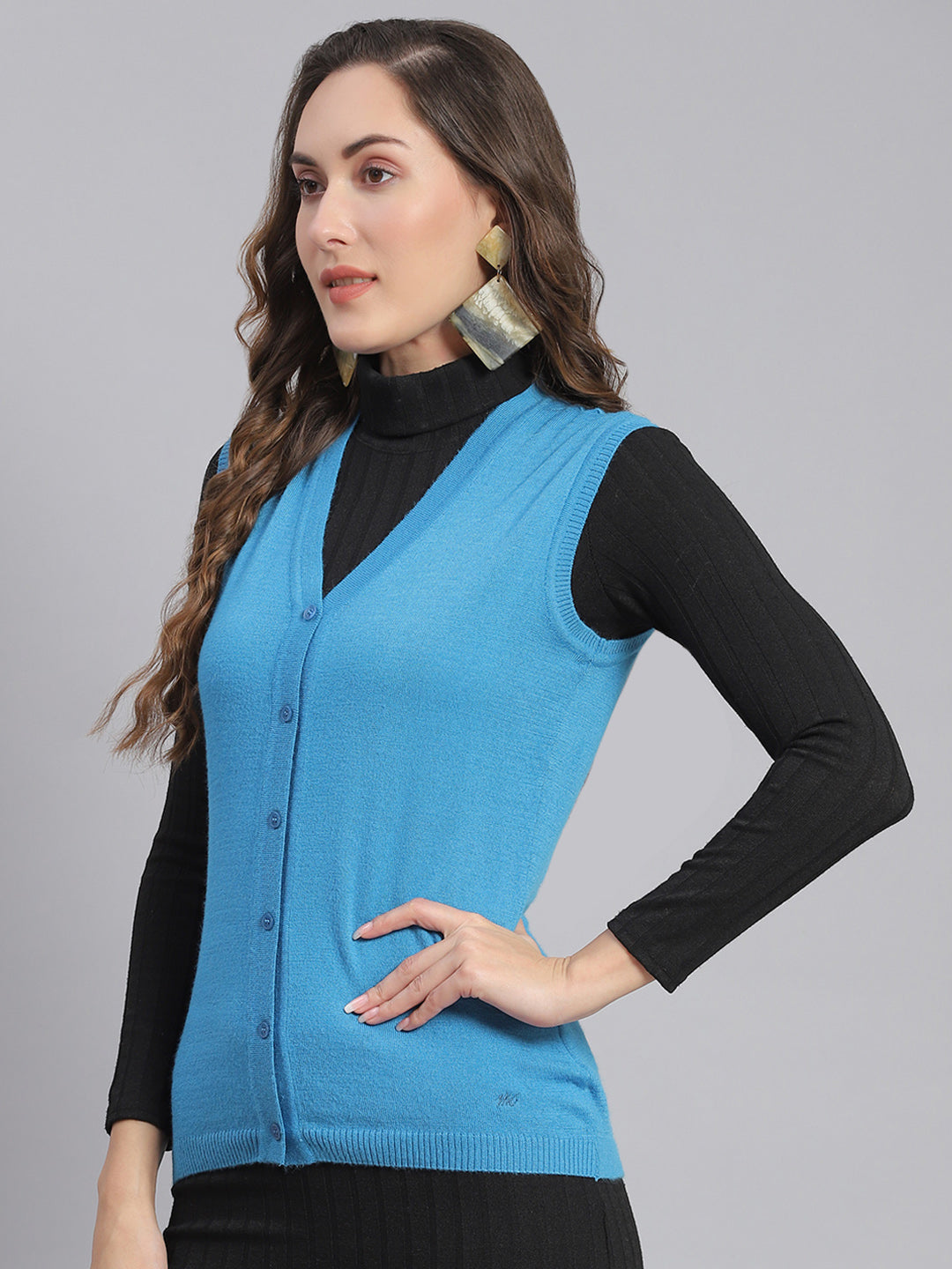 Women Blue Solid V Neck Sleeveless Cardigans