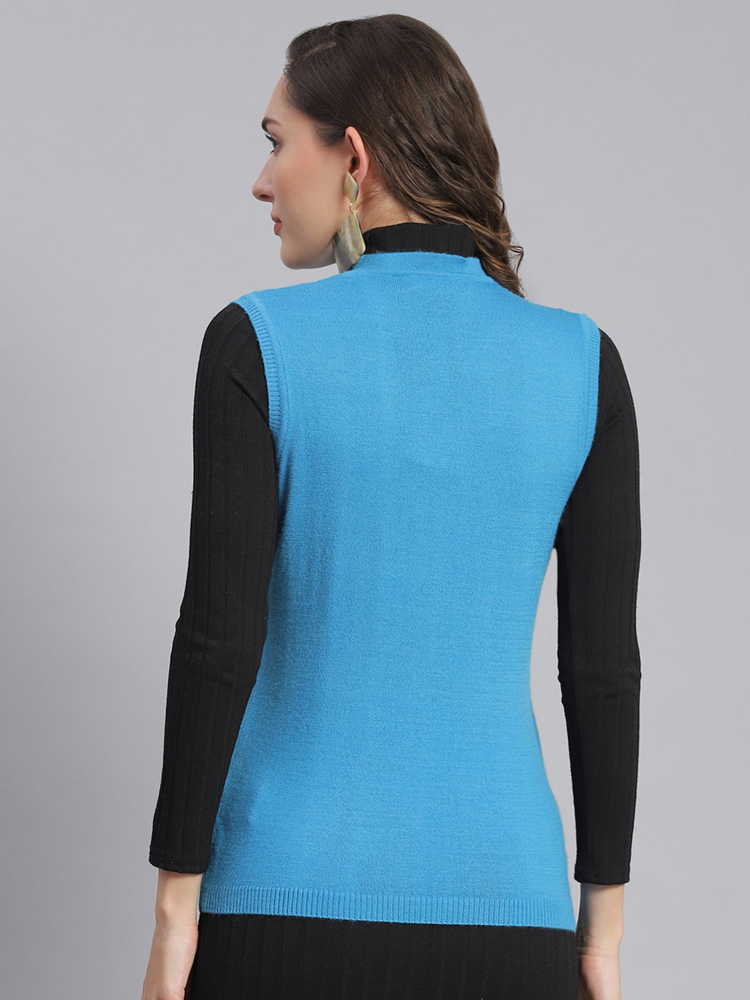 Women Blue Solid V Neck Sleeveless Cardigans