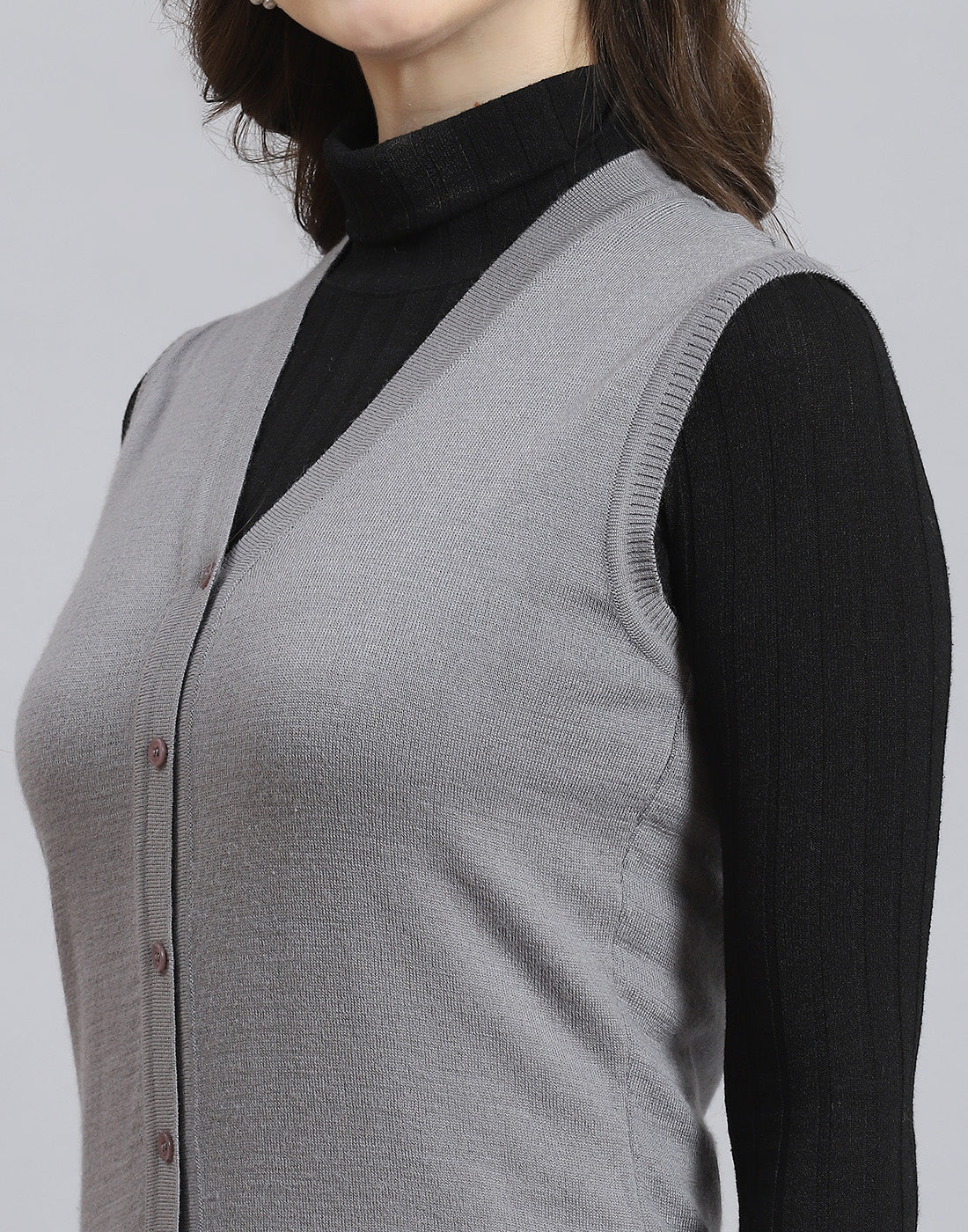 Women Grey Solid V Neck Sleeveless Cardigan