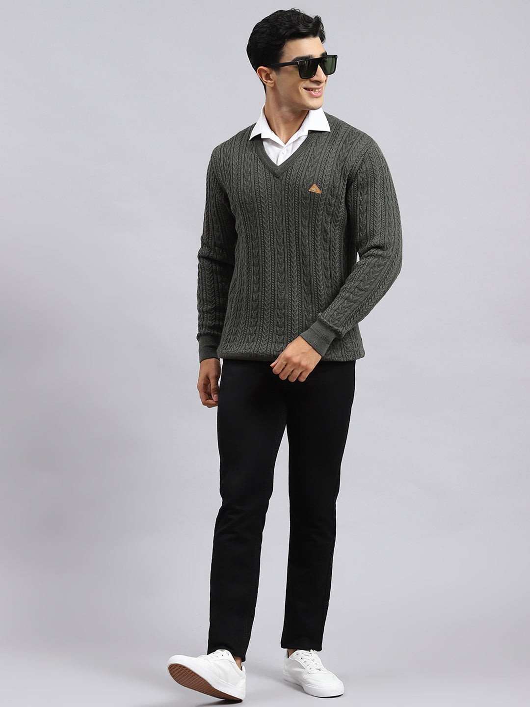 Men Olive Self Pullover