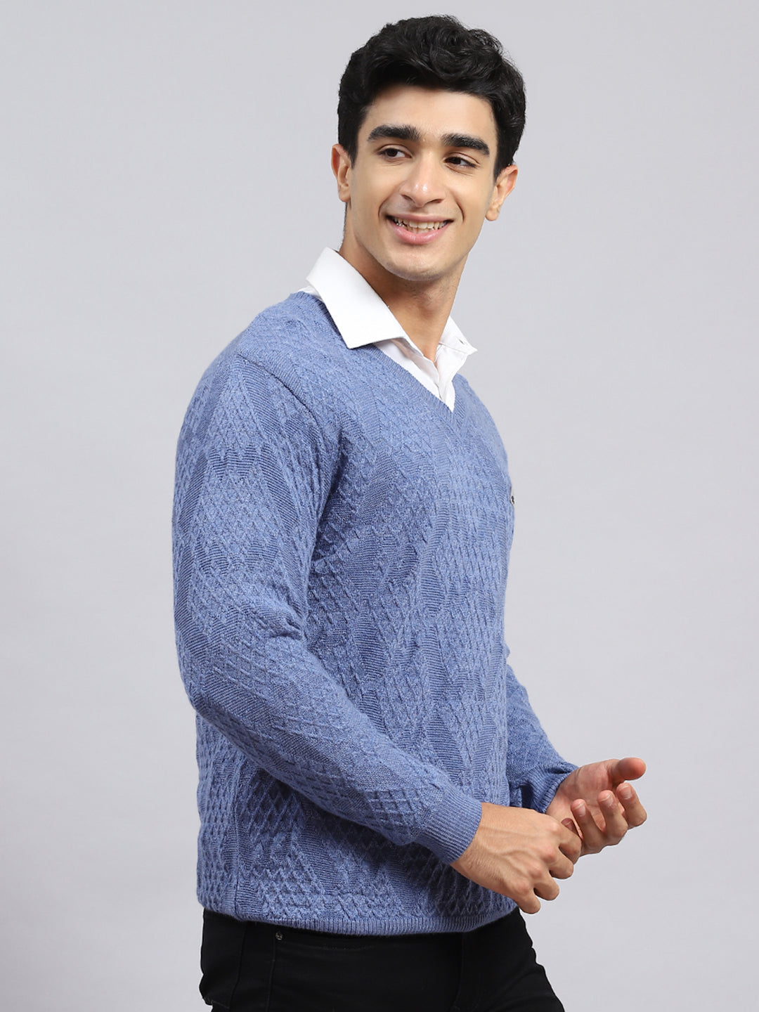 Men Blue Self Pullover