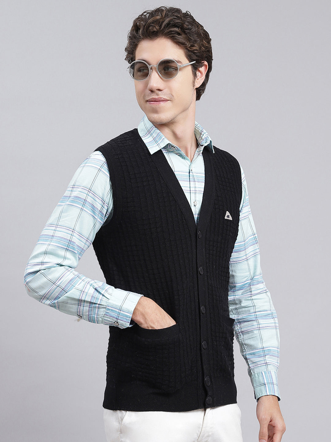 Men Black Self Design Pure wool Cardigan