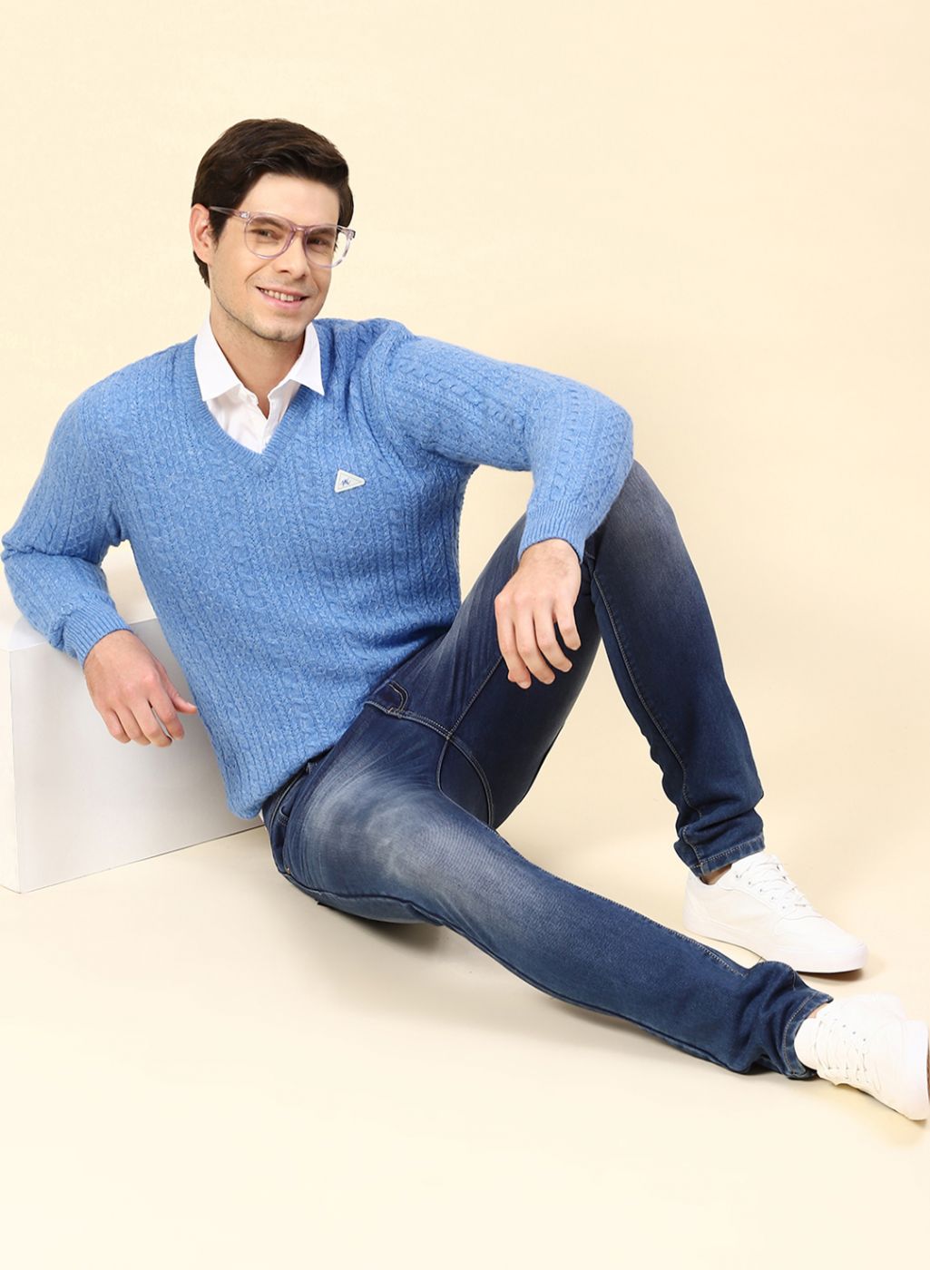 Men Blue Self Design Lamb wool Pullover