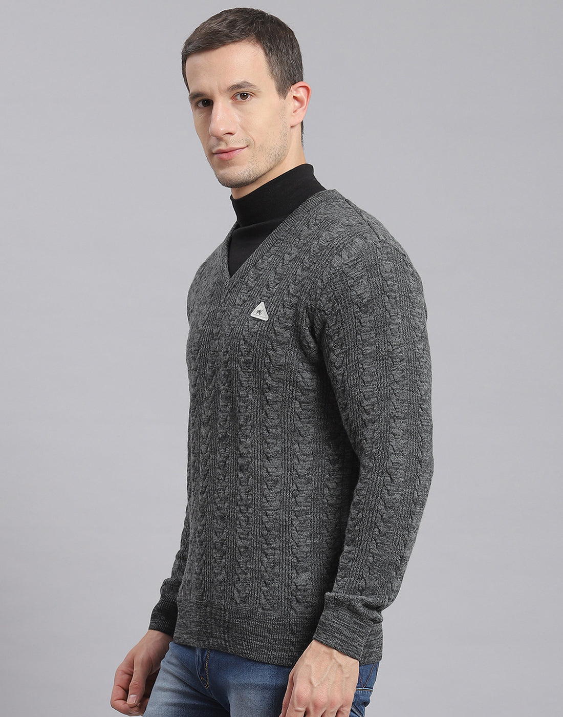 Men Grey Self Design V Neck Full Sleeve Sweater