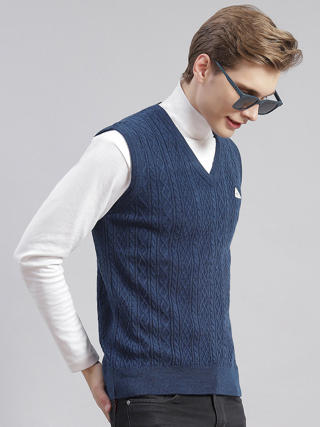 Men Blue Self Design V Neck Sleeveless Sweaters/Pullovers