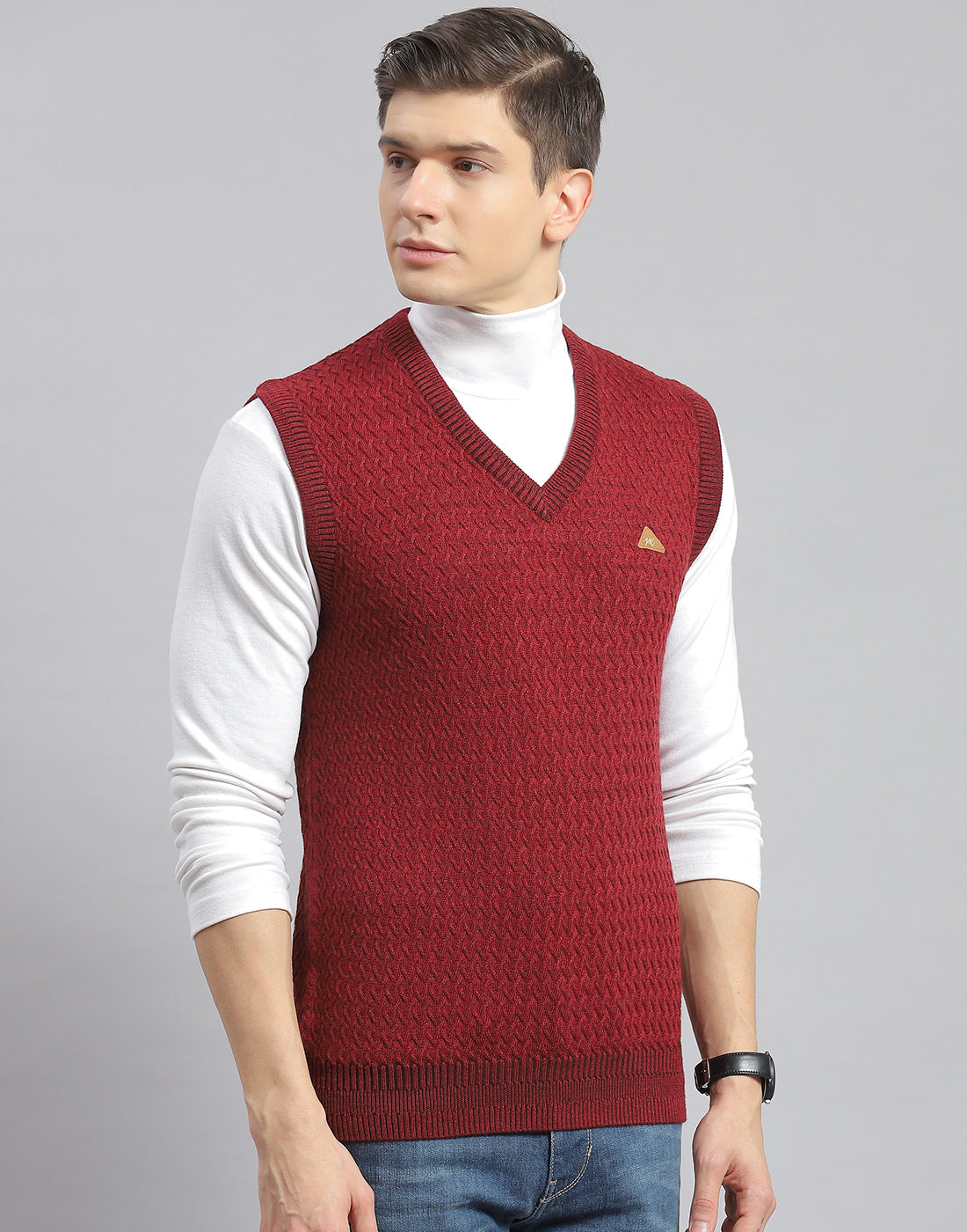 Men Maroon Self Design V Neck Sleeveless Sweater