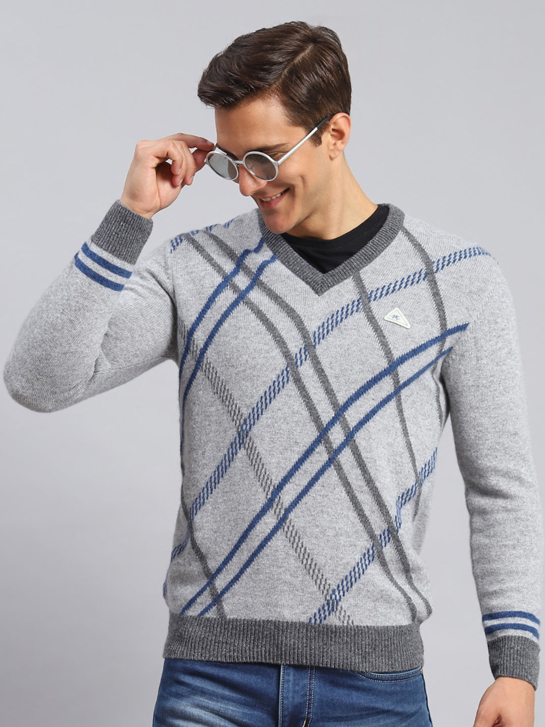 Men Grey Self Design Lamb wool Pullover