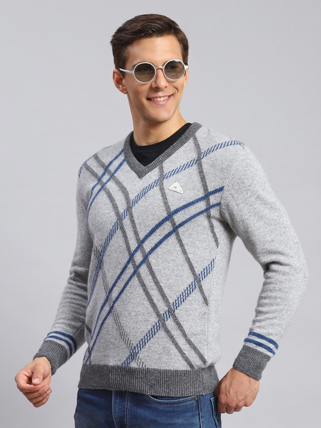 Men Grey Self Design Lamb wool Pullover