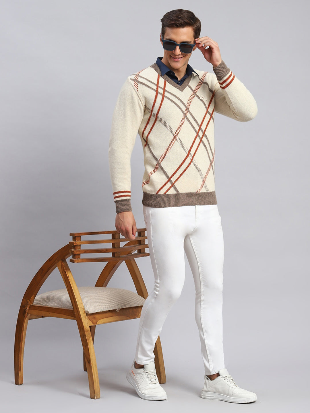 Men Multicolor Self Design Lamb wool Pullover