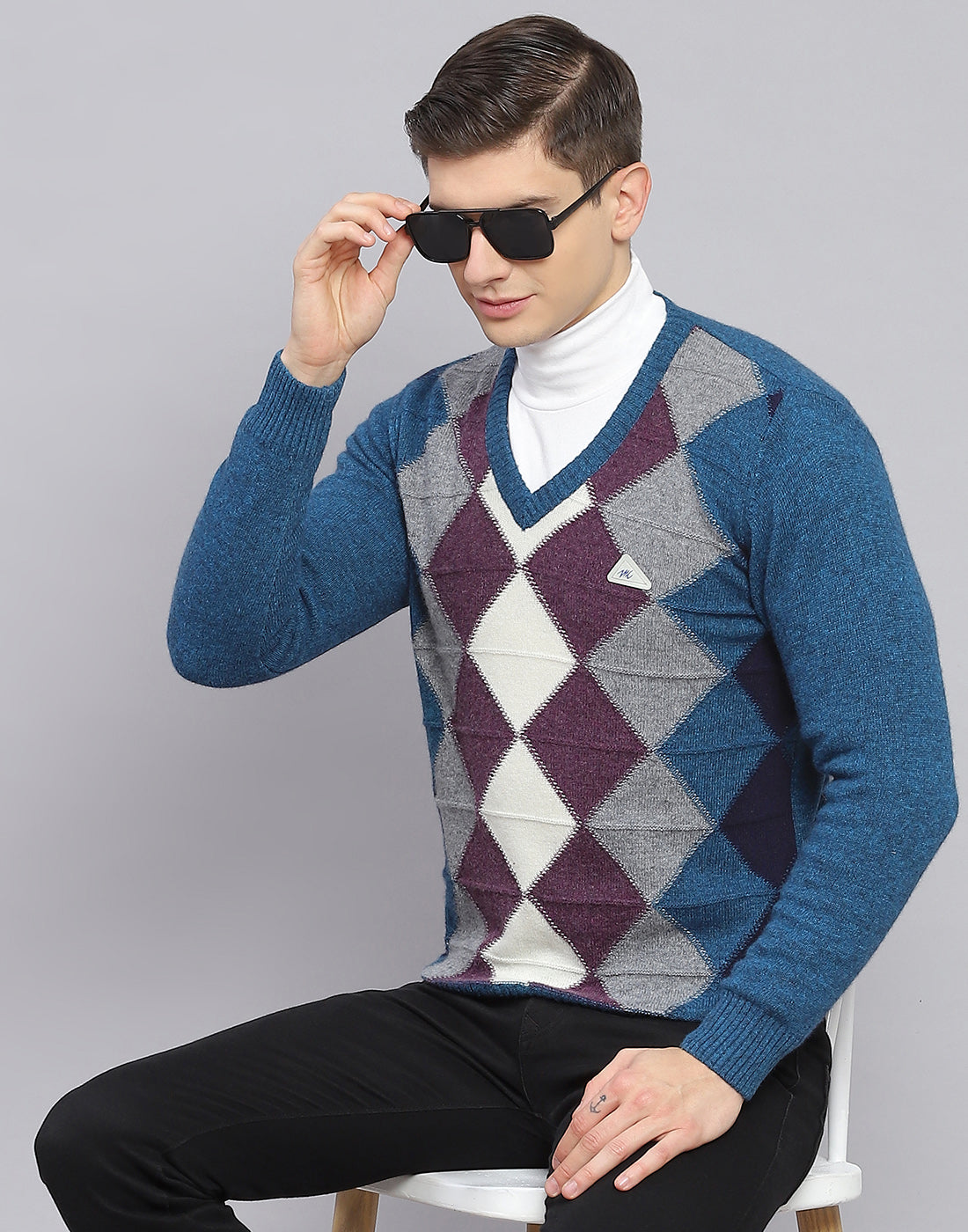 Gents woolen sale sweater design