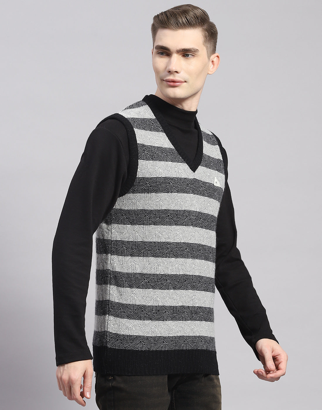 Men Grey Stripe V Neck Sleeveless Sweater