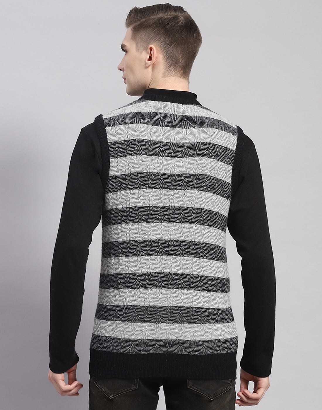 Men Grey Stripe V Neck Sleeveless Sweater