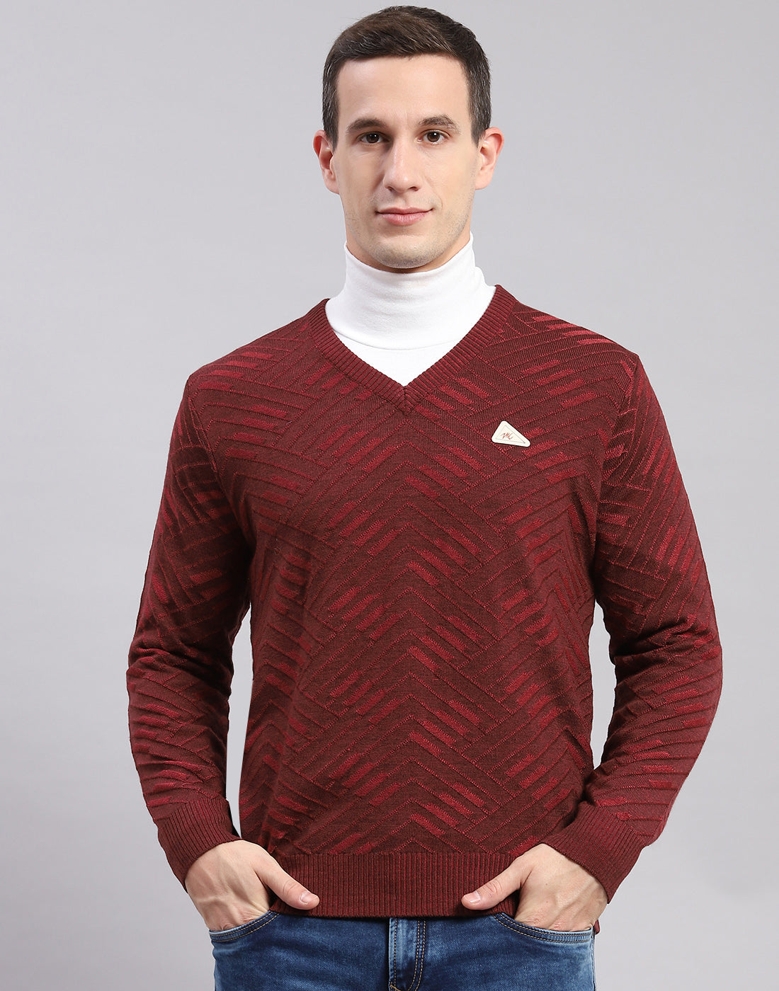 Men Maroon Self Design V Neck Full Sleeve Sweaters/Pullovers