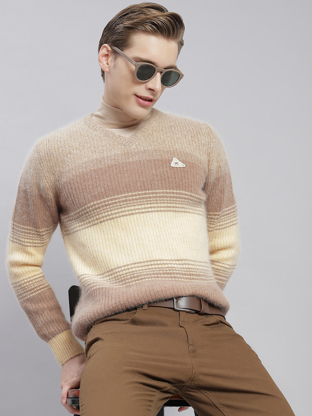 Men Brown Stripe V Neck Full Sleeve Sweaters/Pullovers