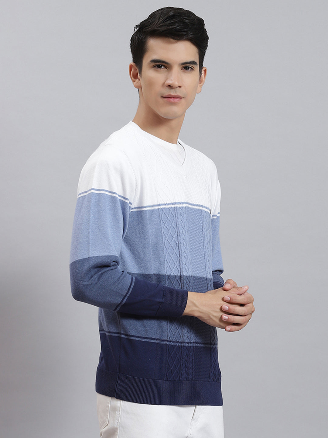 Men Blue Stripe V Neck Full Sleeve Sweaters/Pullovers