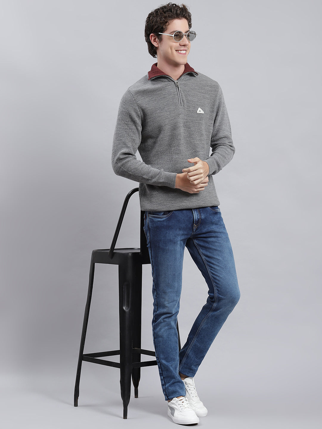 Men Grey Self Pullover