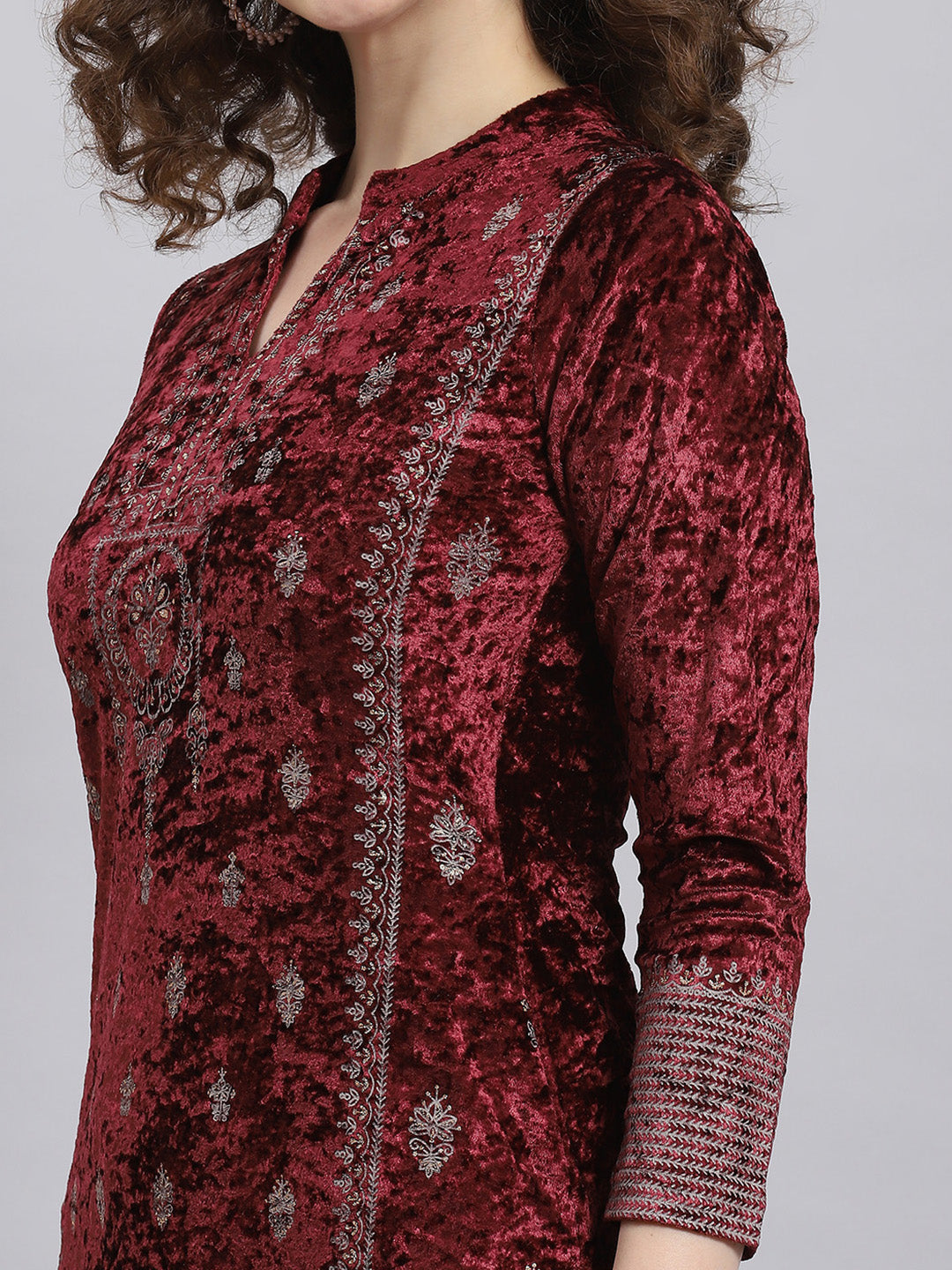 Women Maroon Solid Mandarin Collar Full Sleeve Kurtis Set