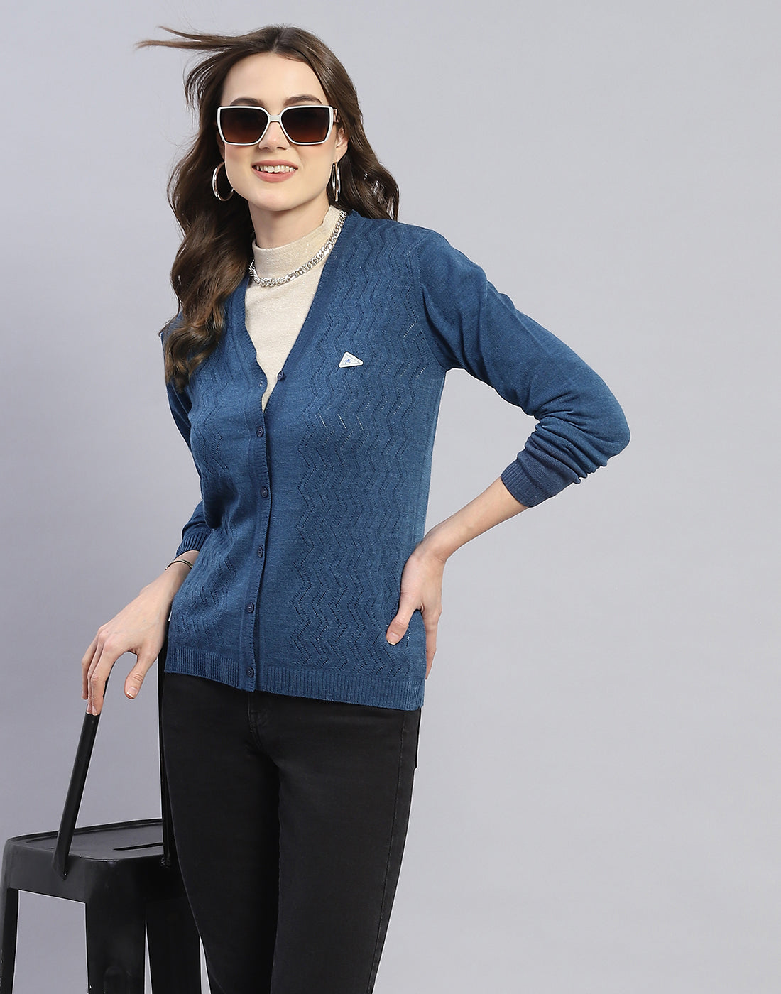 Women Blue Self Design V Neck Full Sleeve Cardigan