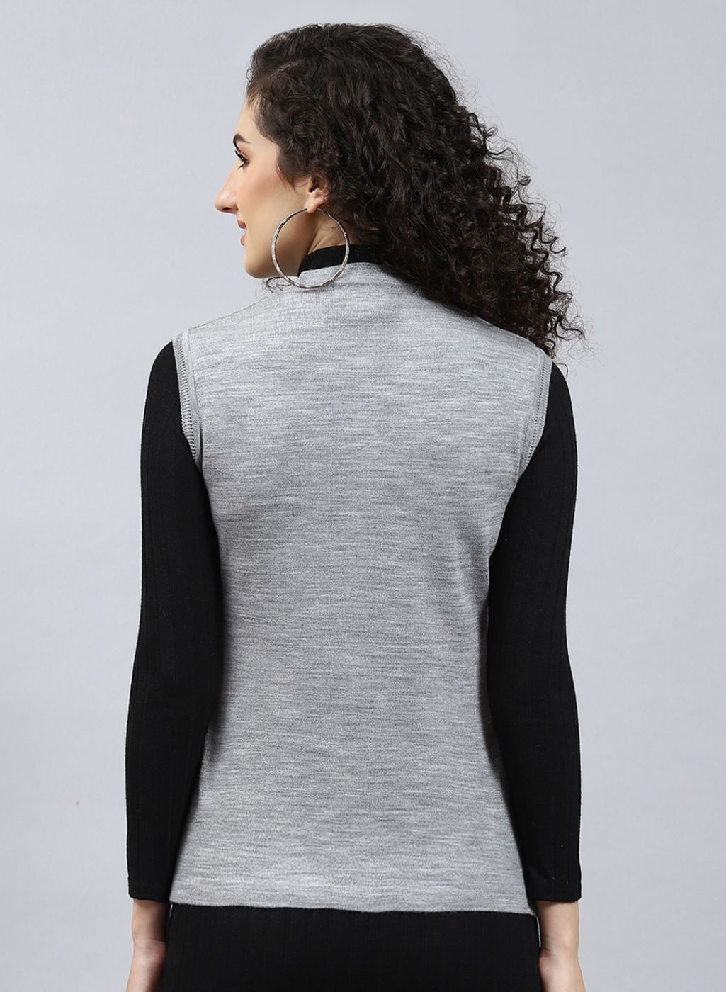 Women Grey Self Design Wool blend Cardigan