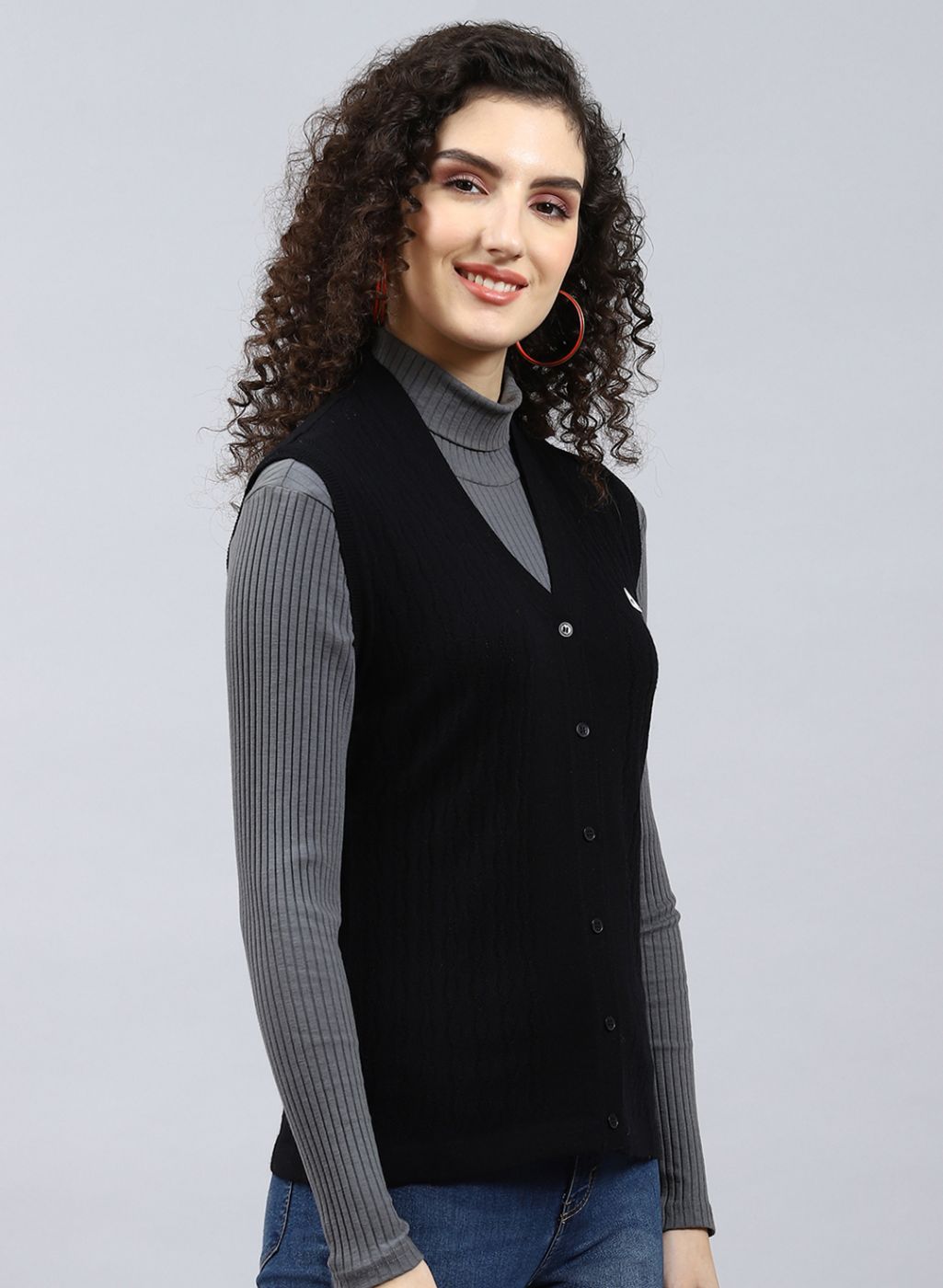 Women Black Self Design Wool blend Cardigan