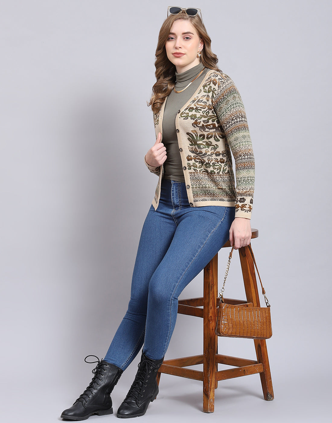 Women Beige Self Design V Neck Full Sleeve Cardigan