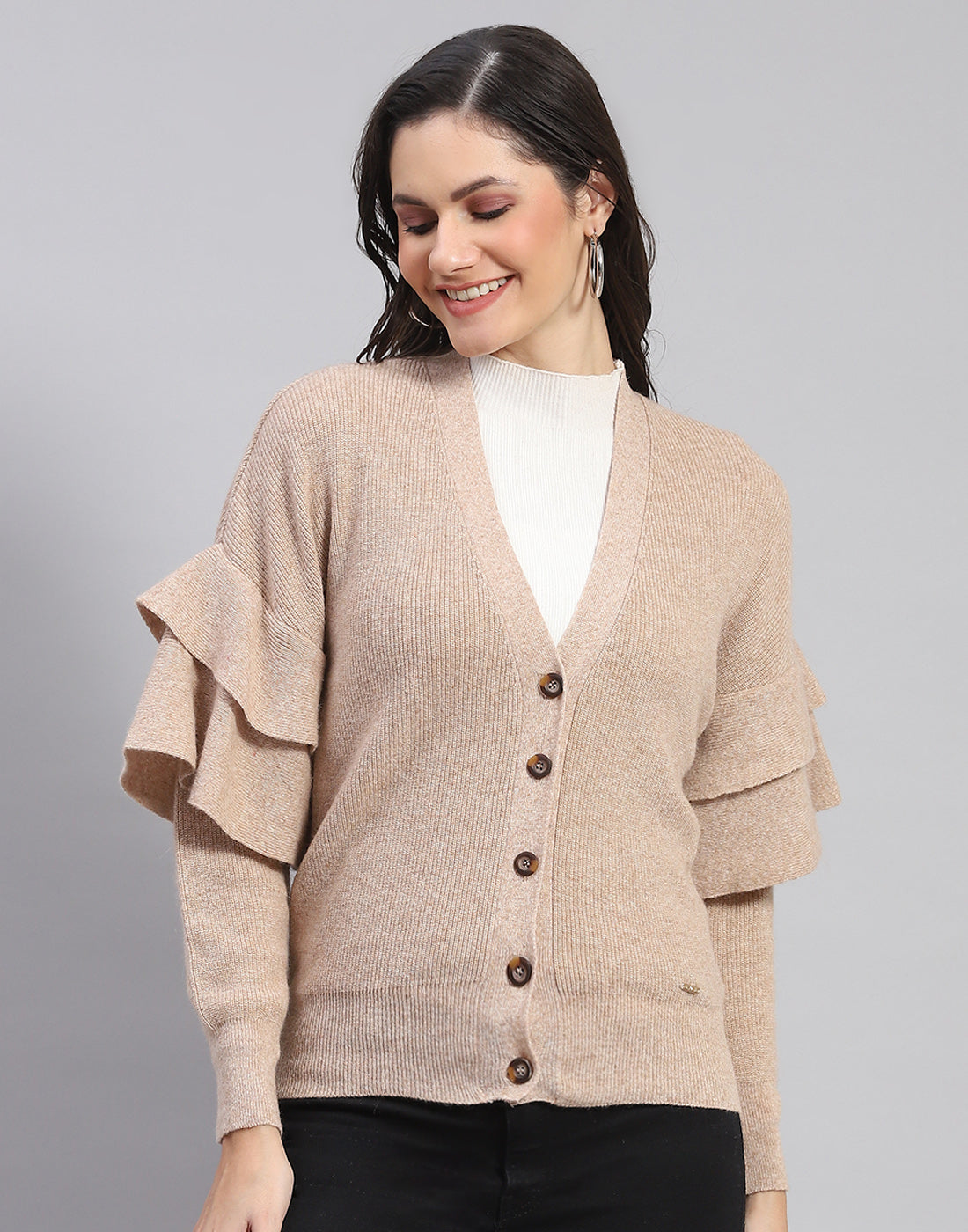 Women Beige Solid V Neck Full Sleeve Cardigan