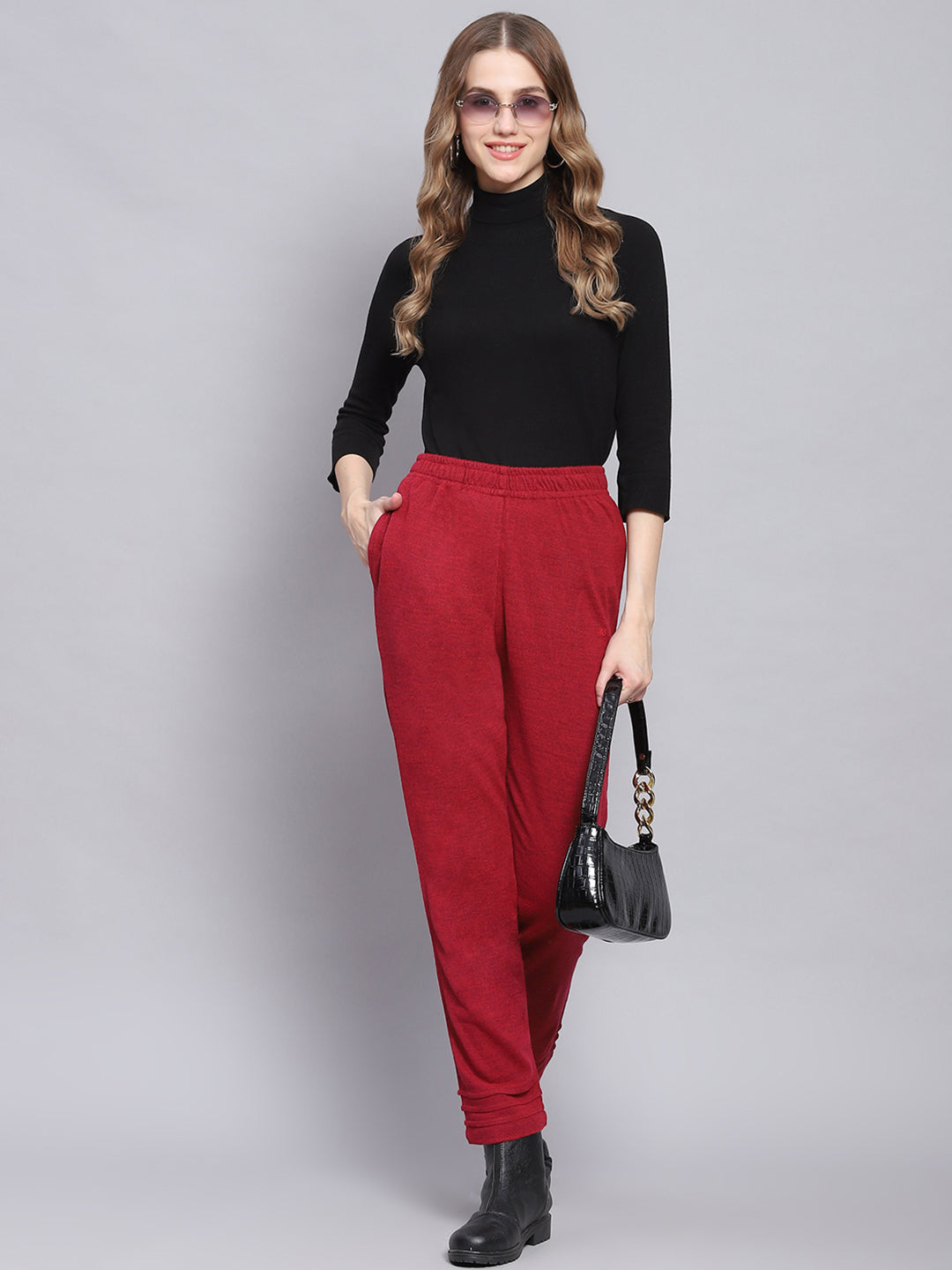 Women Red Solid Regular Fit Winter Lowers