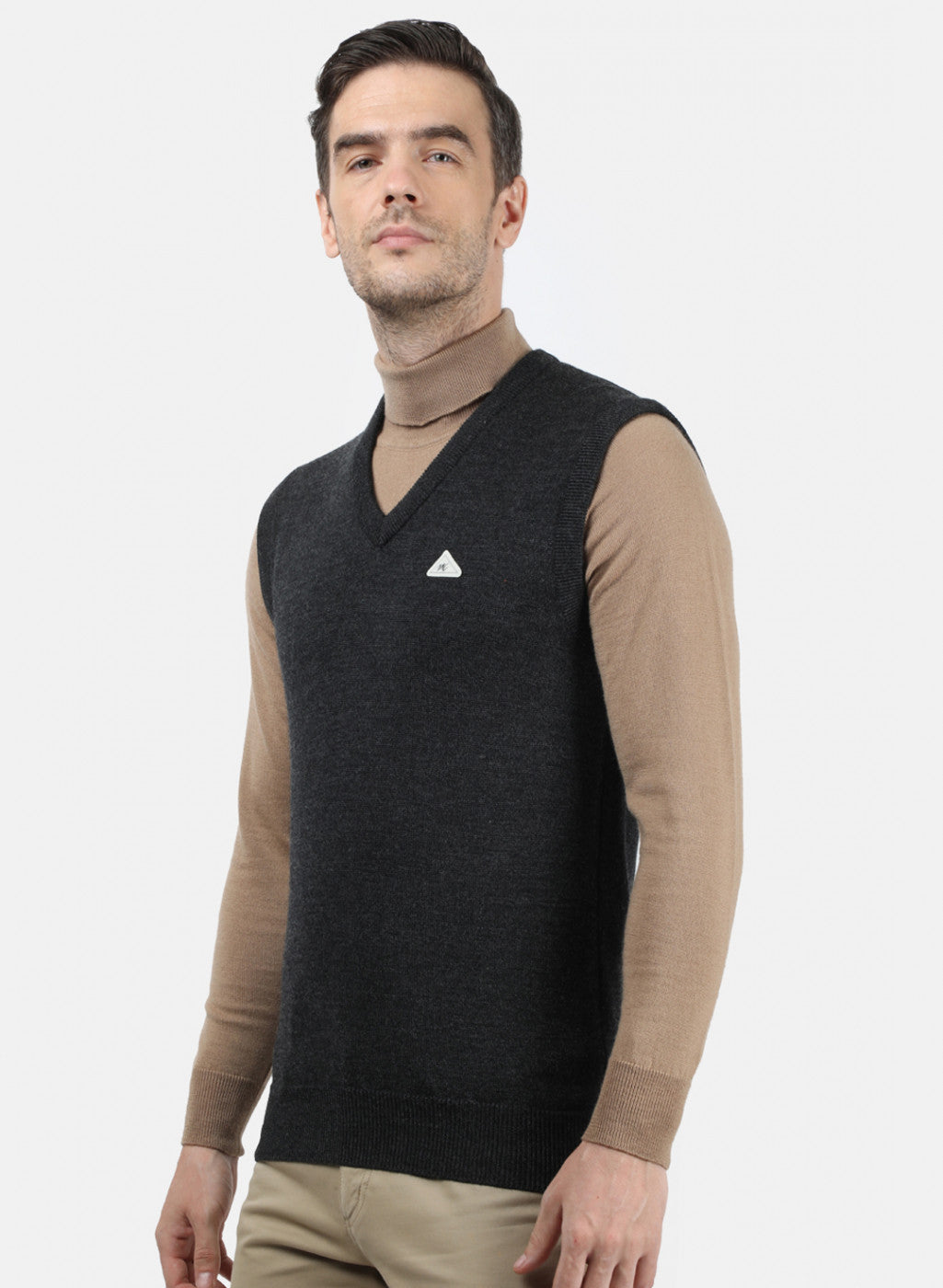 Men Dark Grey Solid Sweater