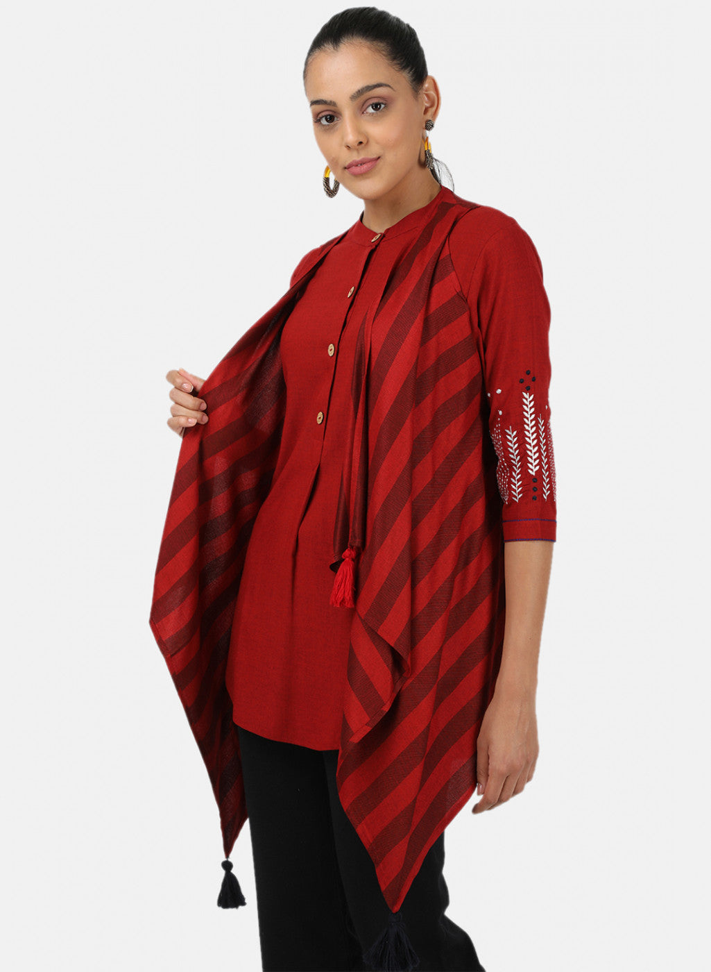 Womens Red Printed Shrug