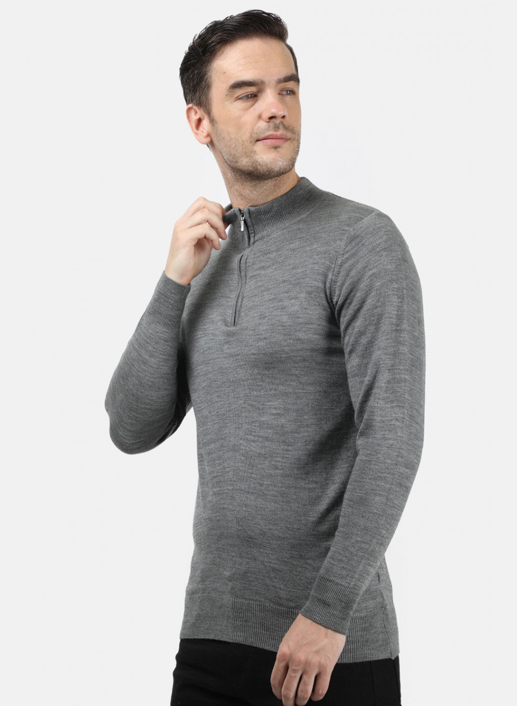 Men Grey Solid Pullover