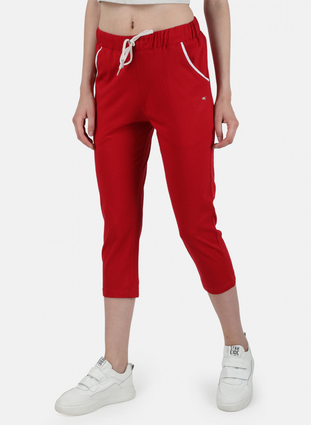 Womens Red Regular Capri