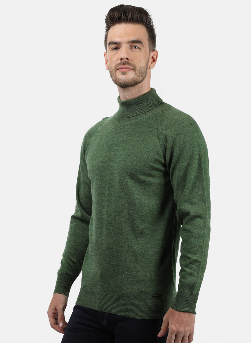 Men Olive Solid Pullover