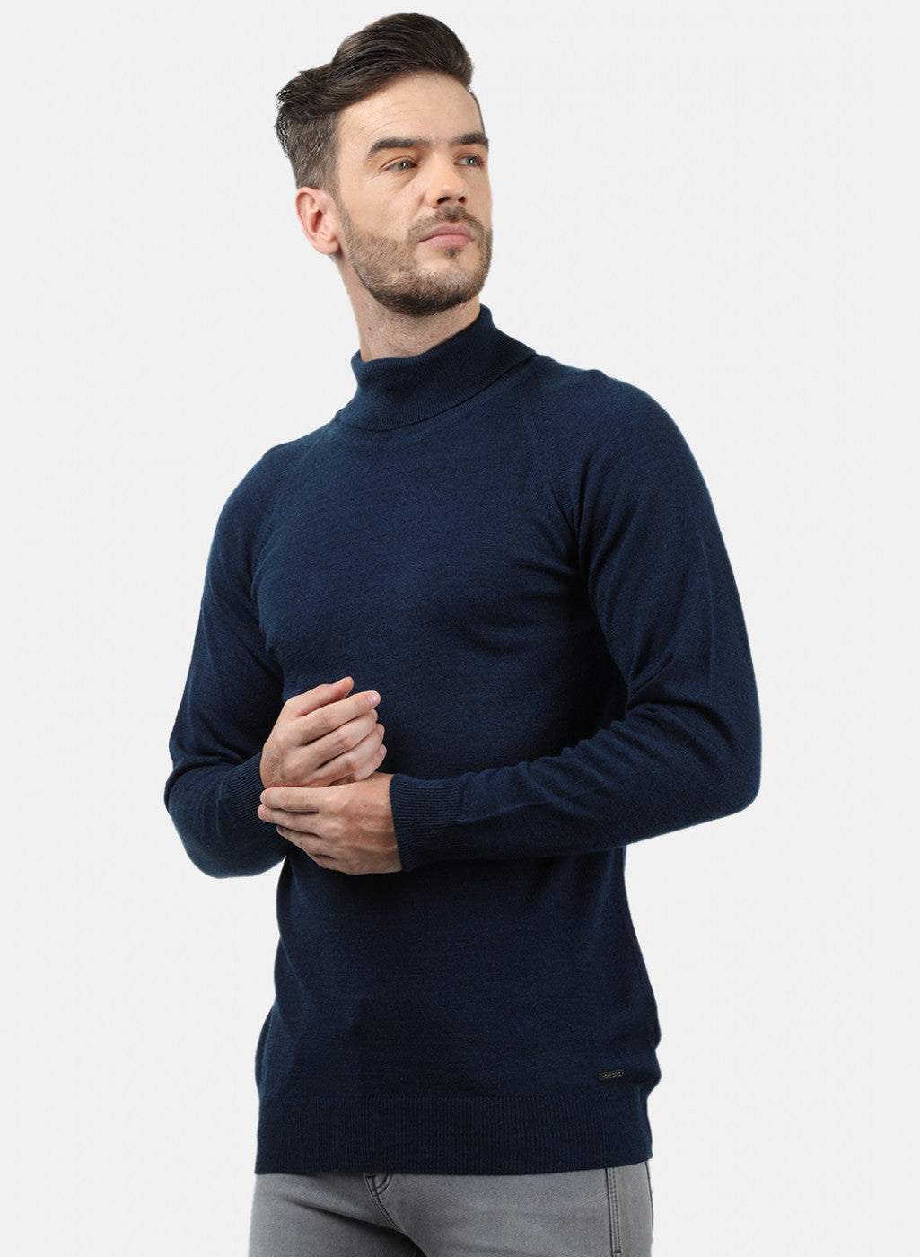 Men NAvy Blue Solid Pullover