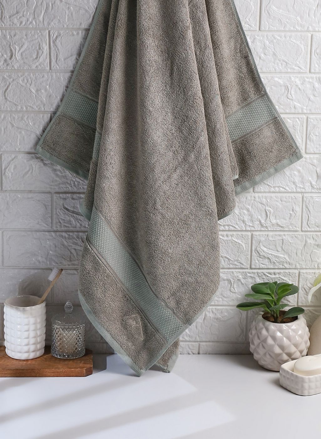 Grey Cotton 600 GSM Bath Towel