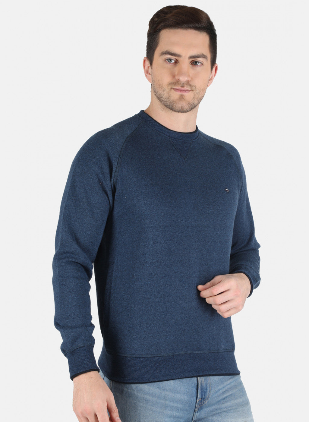 Men Blue Solid Sweatshirt